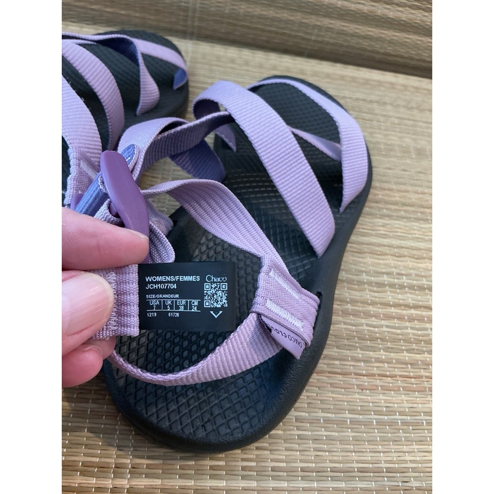 Chaco Cloud Z/2 Classic Sandal Shoes Lavender US 7 EU 38 Strappy JCH107704 Beach - Picture 4 of 8